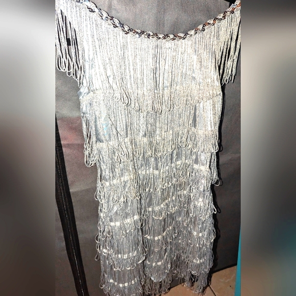 Costume Couture silver flapper dress - Picture 1 of 2